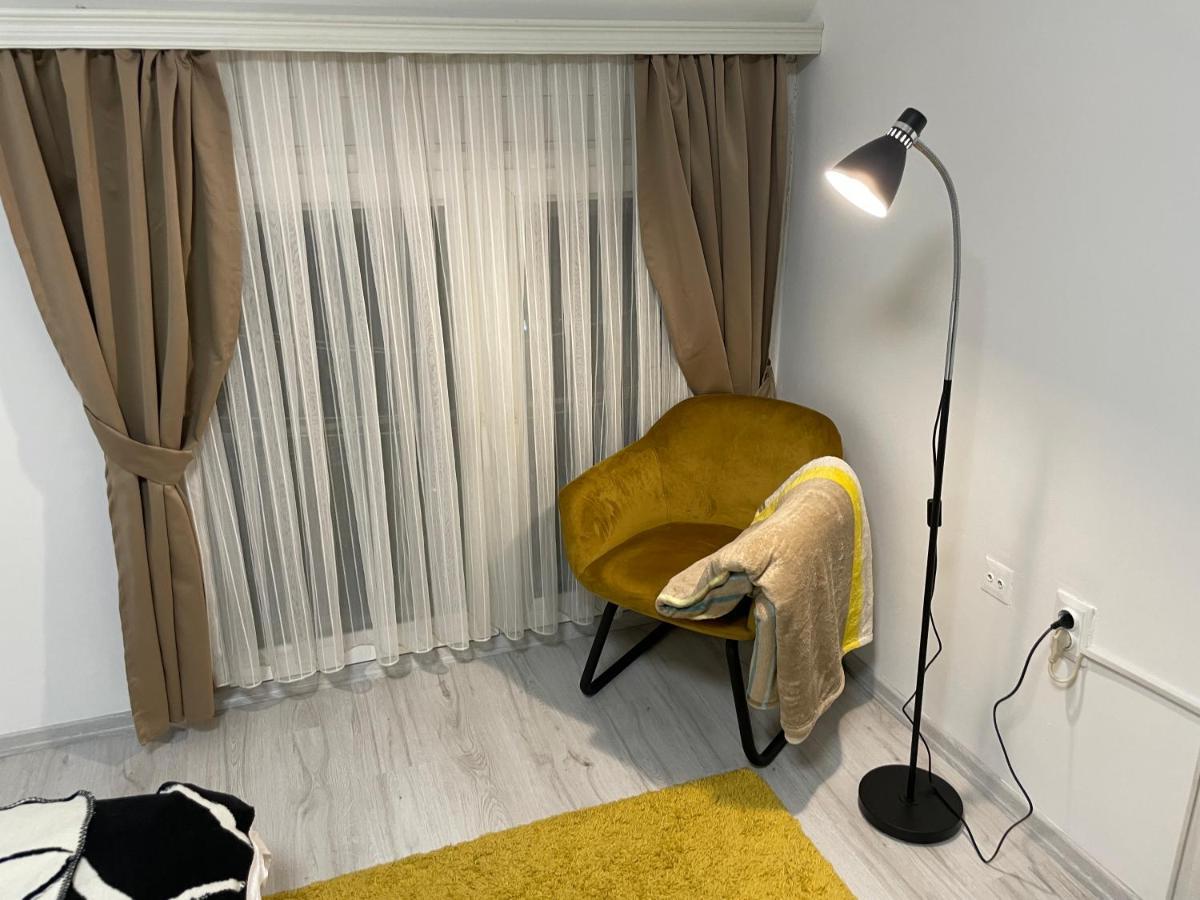 My Studio Pr Prishtinë Luaran gambar